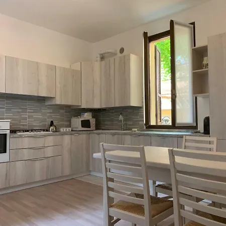 Tomba Di Giulietta Verona